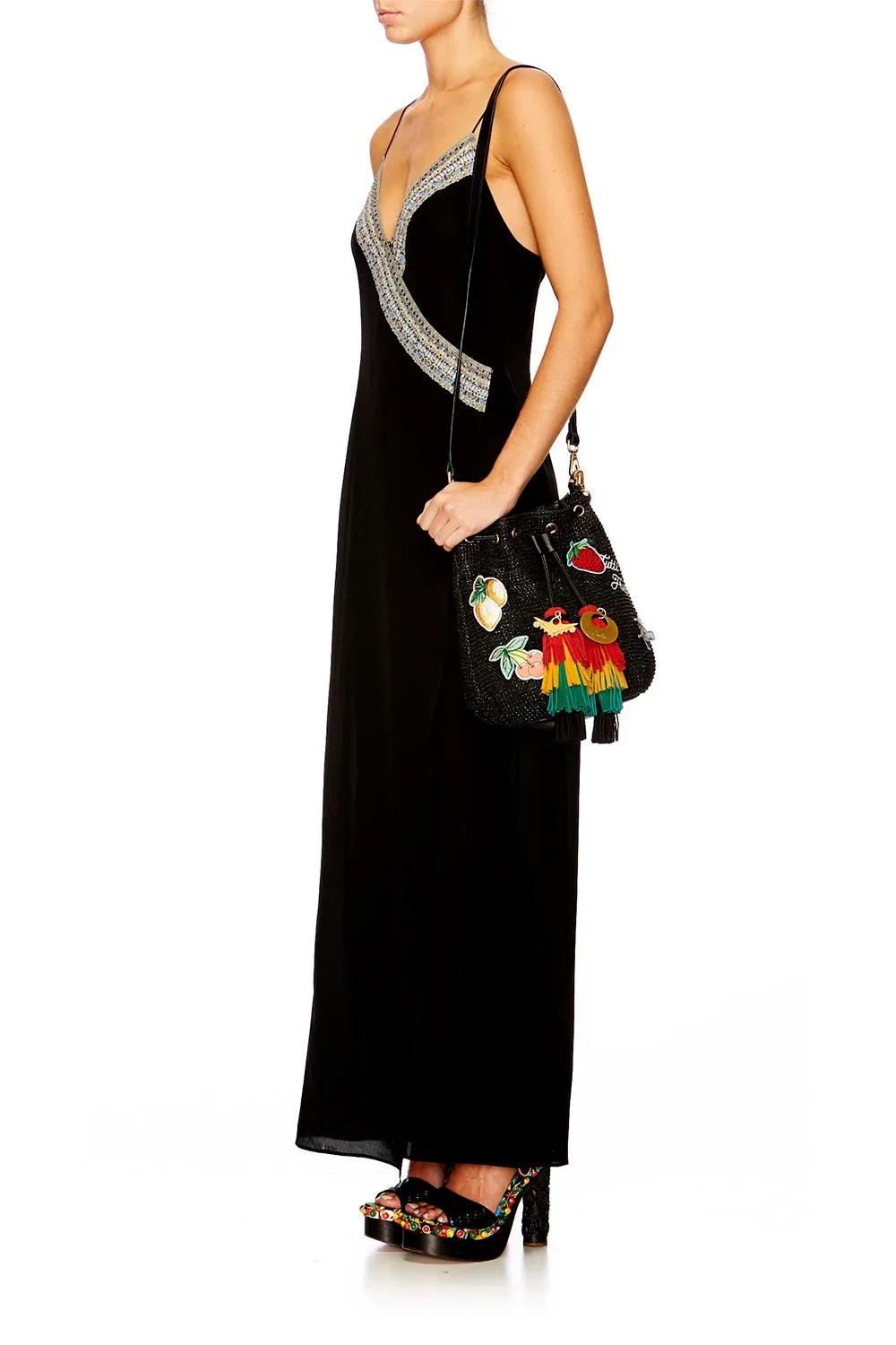 DRAWSTRING BUCKET BAG BLACK