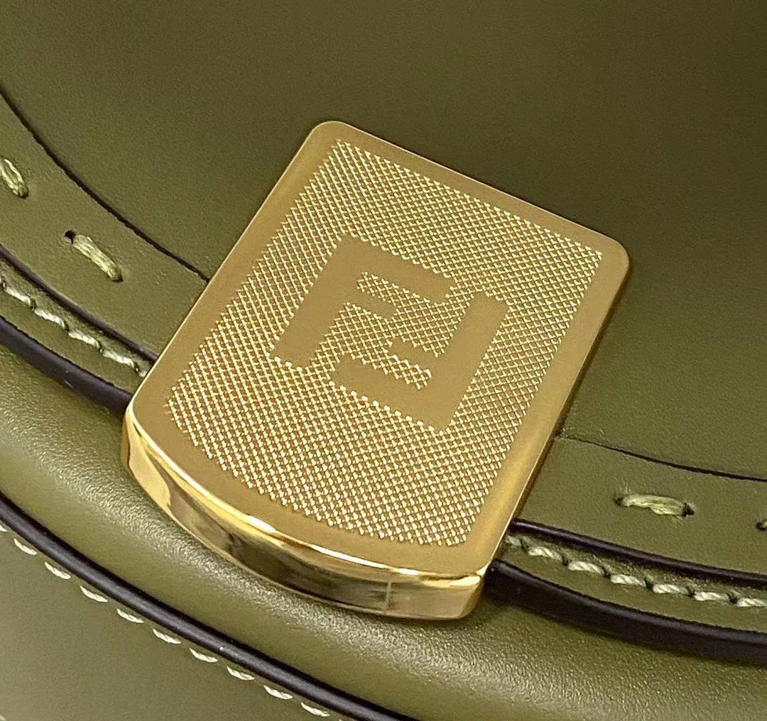 EN   Designer bags by Fendi 060