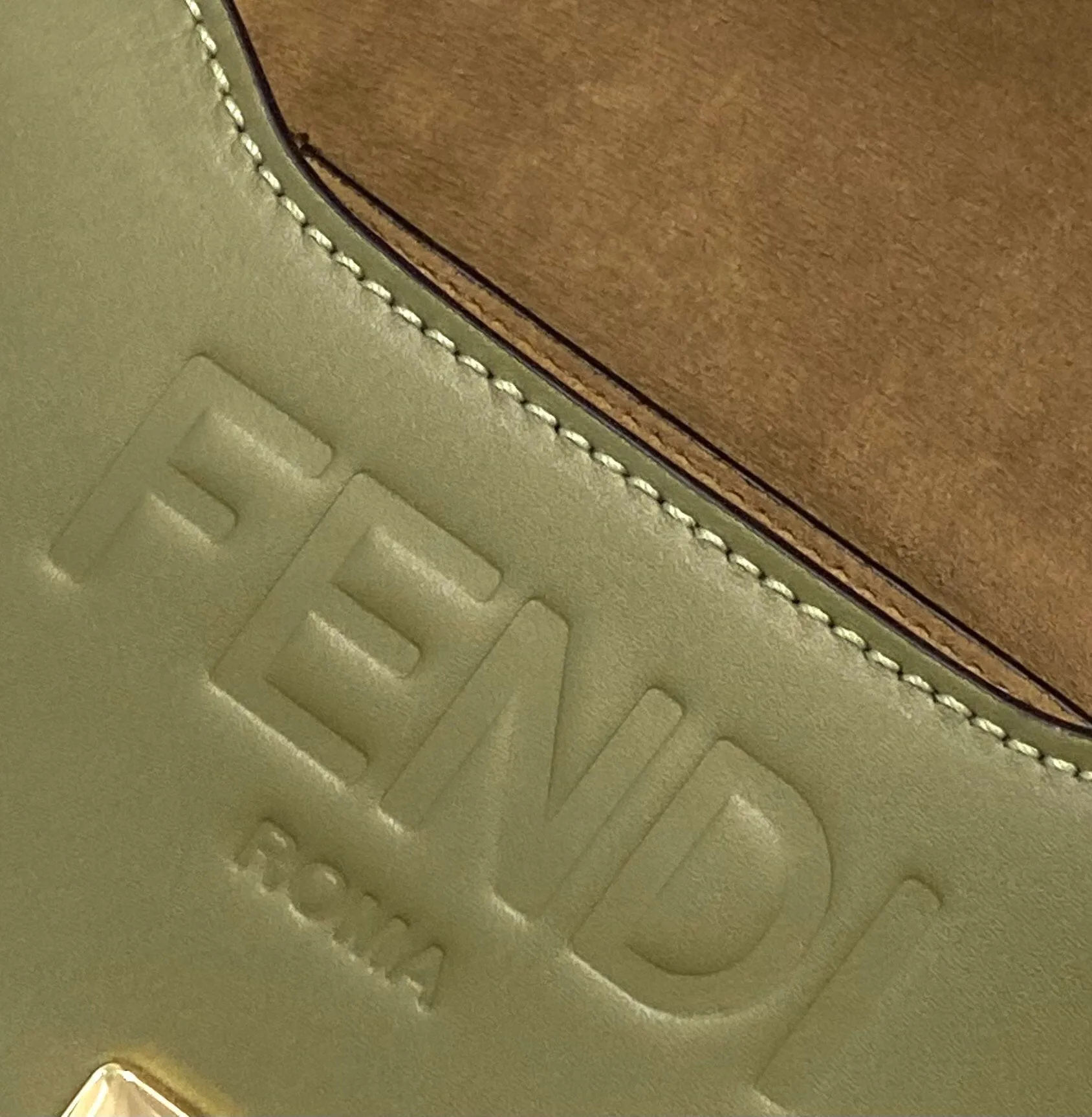 EN   Designer bags by Fendi 060