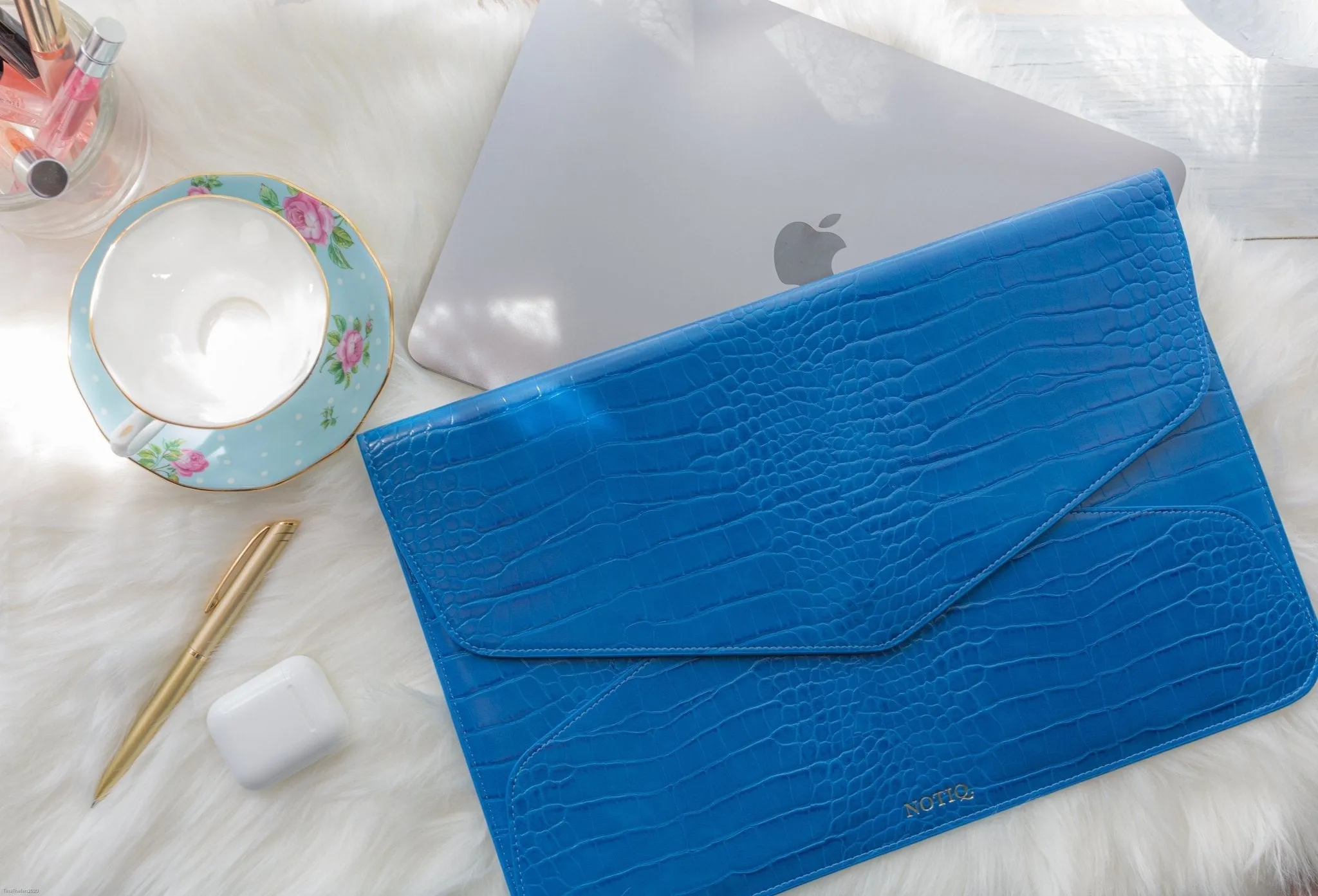 Envelope Laptop Case | Tech Clutch