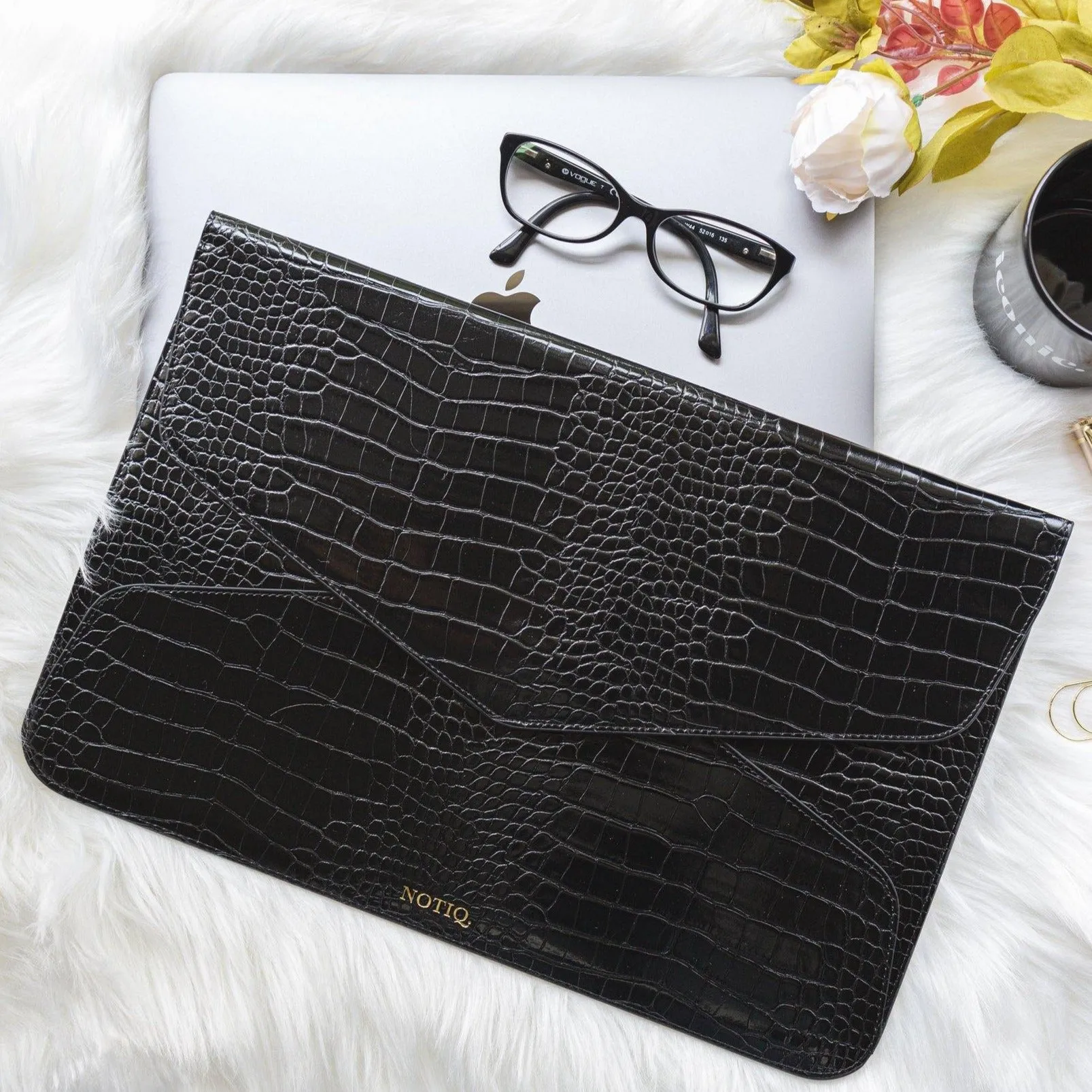 Envelope Laptop Case | Tech Clutch