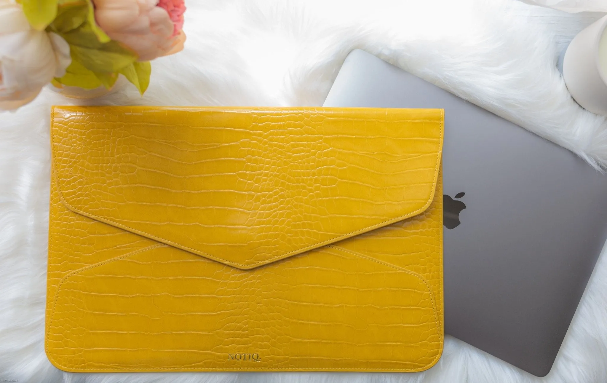 Envelope Laptop Case | Tech Clutch