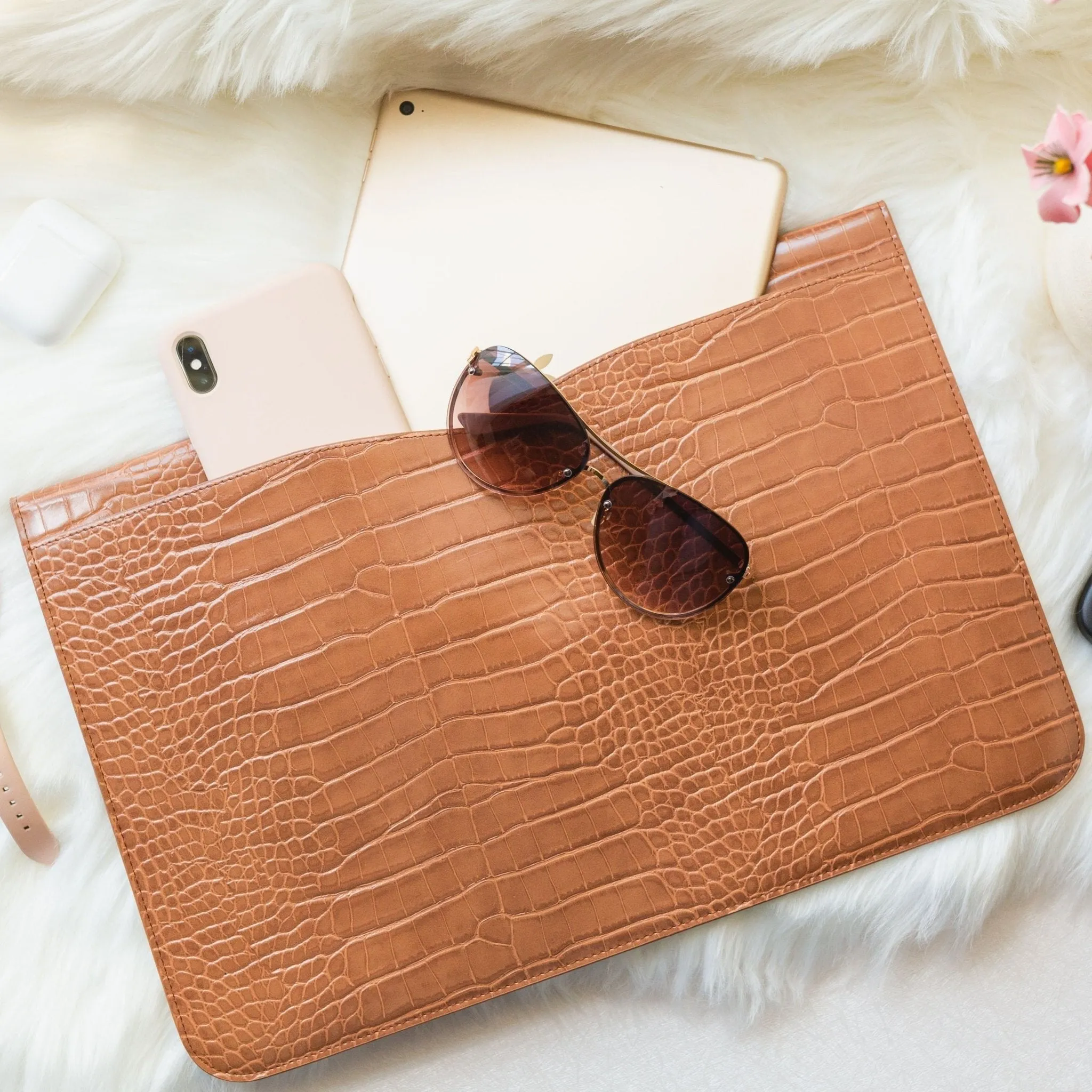 Envelope Laptop Case | Tech Clutch