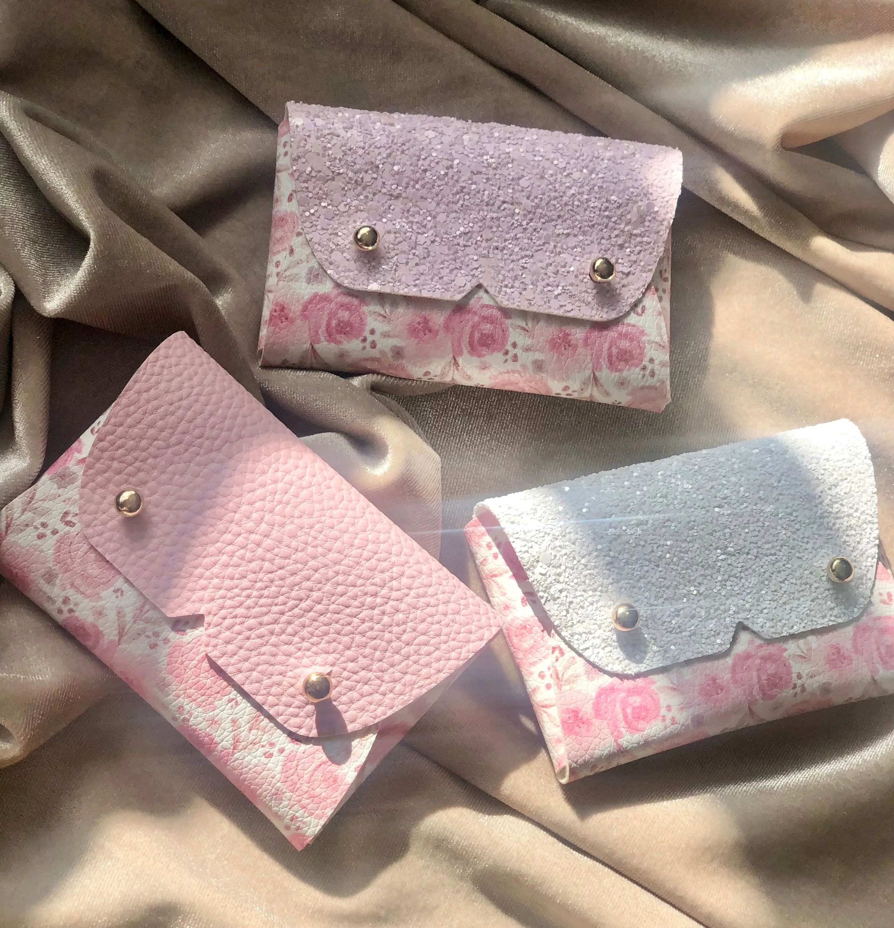 Light Pink Roses Pouch