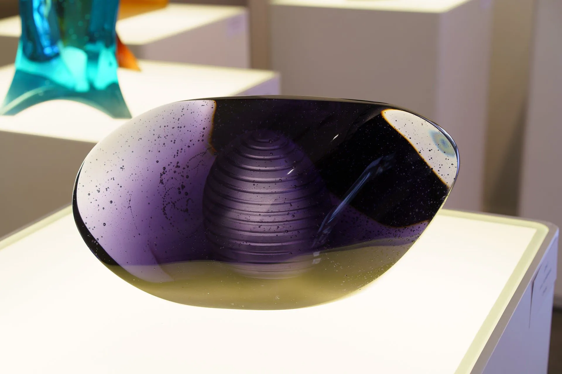 "Piece of time" Exclusive Molded Glass Urn for Ashes
