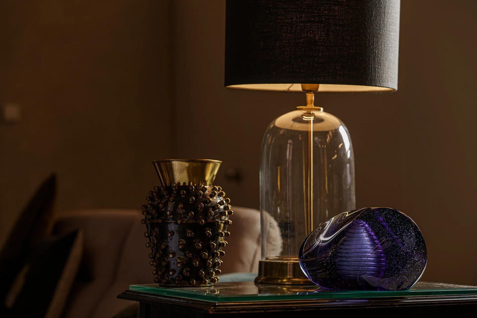 "Piece of time" Exclusive Molded Glass Urn for Ashes