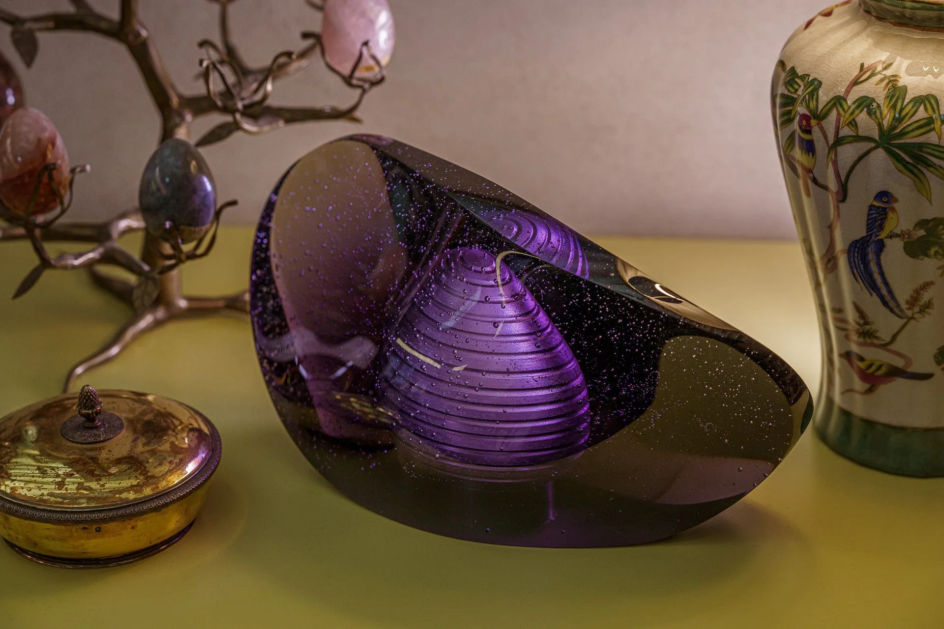"Piece of time" Exclusive Molded Glass Urn for Ashes