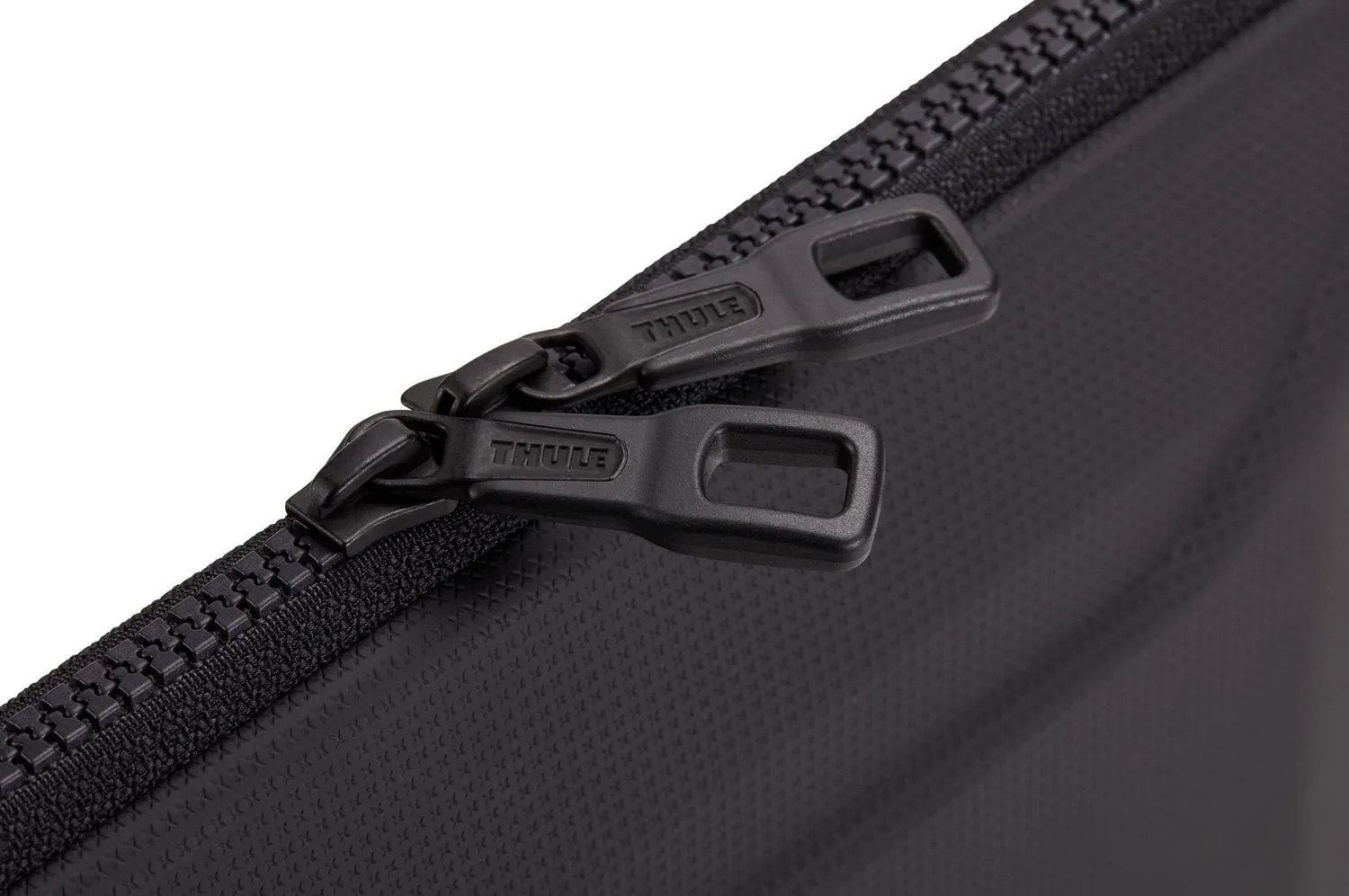 Thule Gauntlet Sleeve MacBook Pro 14" - Black