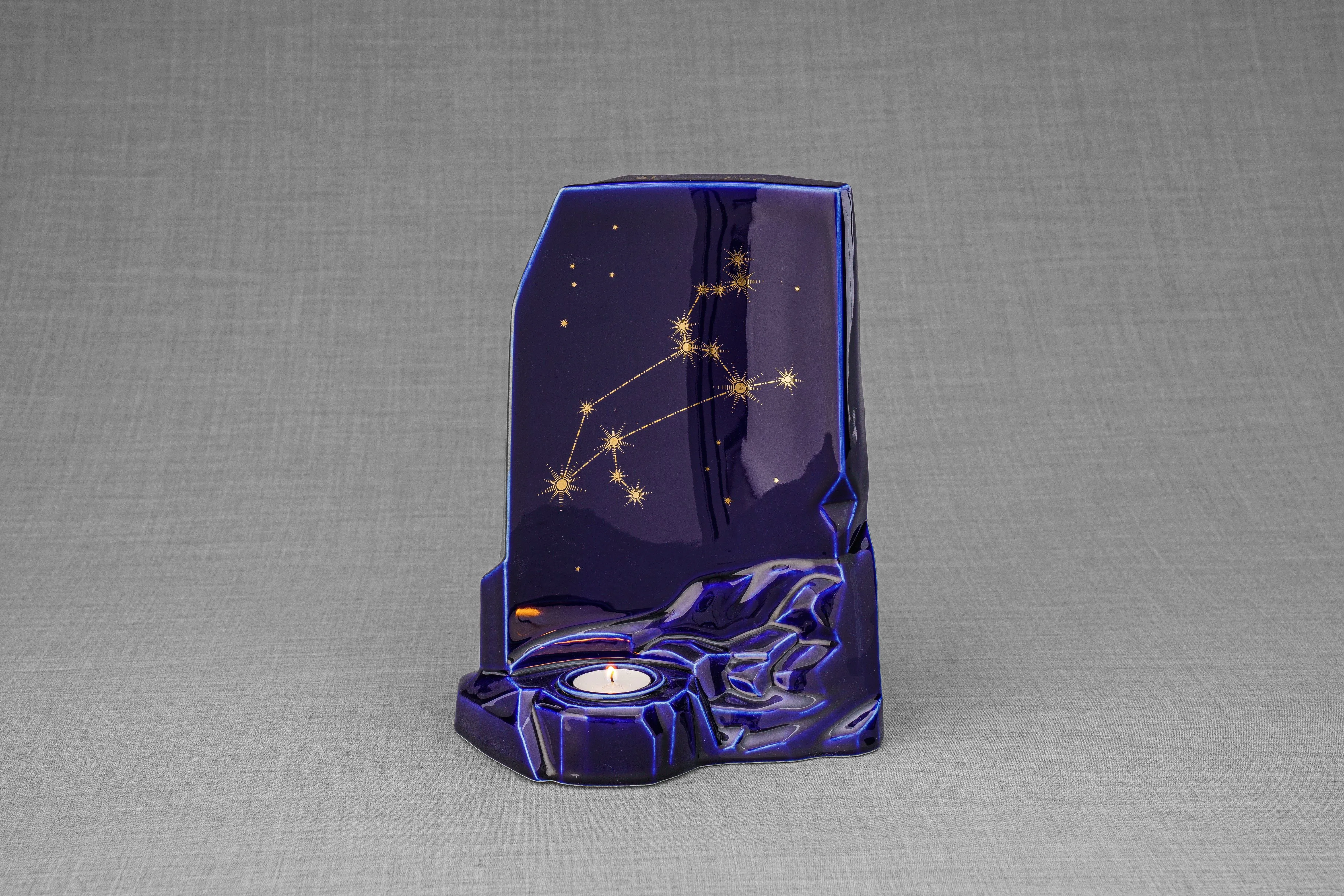 Zodiac Urn for Ashes "Leo" - Large | Star Sign Urn